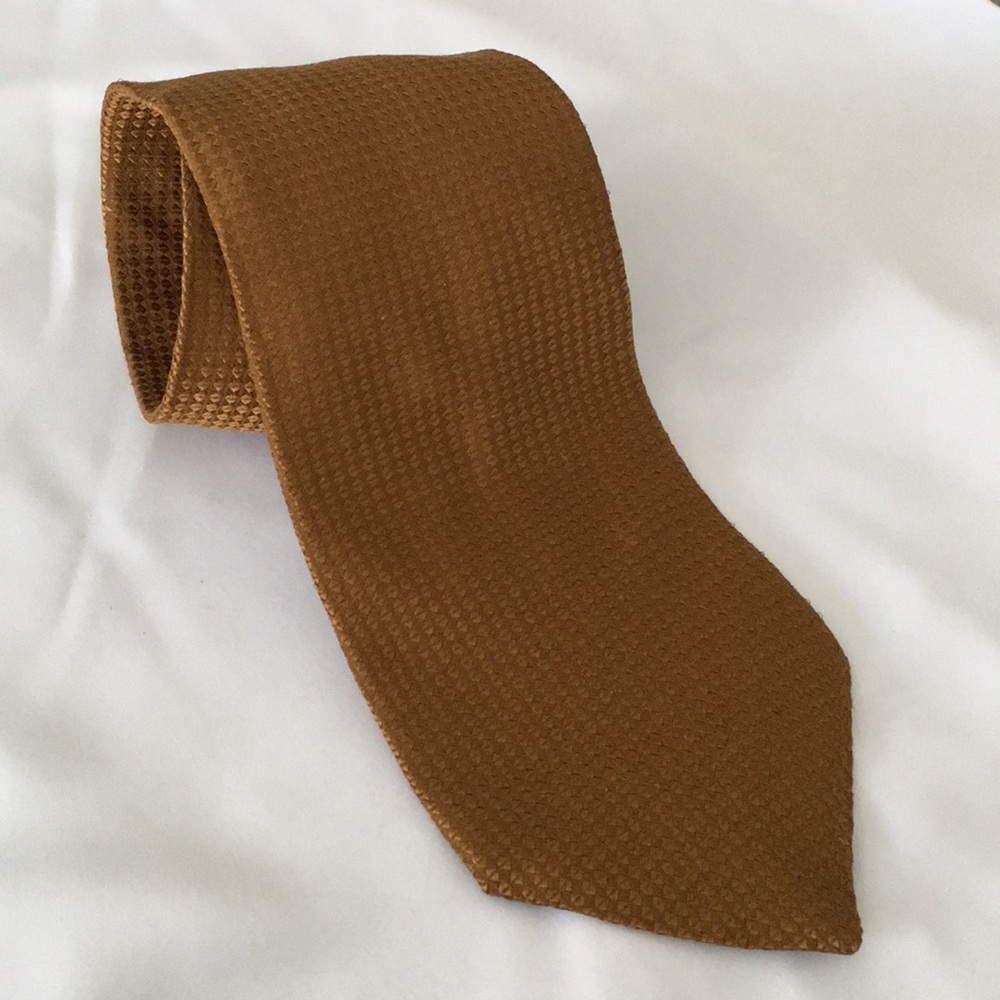 Oscar de la Renta men’s tie gold color